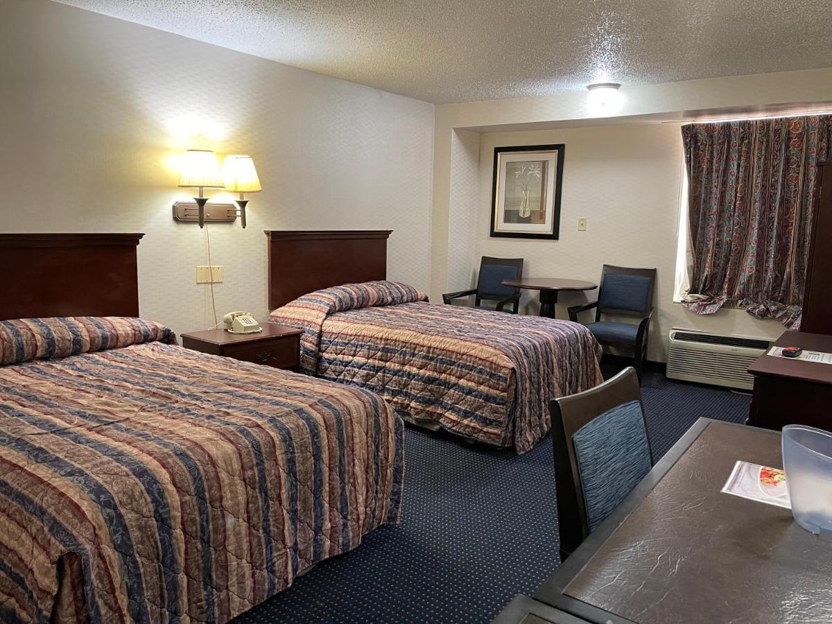 Budget Inn Temple Hills Bagian luar foto