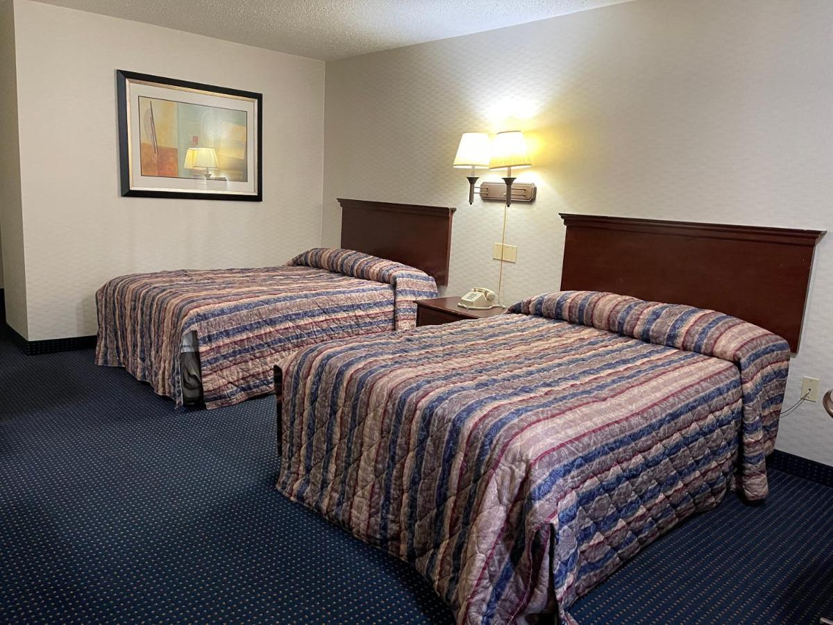 Budget Inn Temple Hills Bagian luar foto
